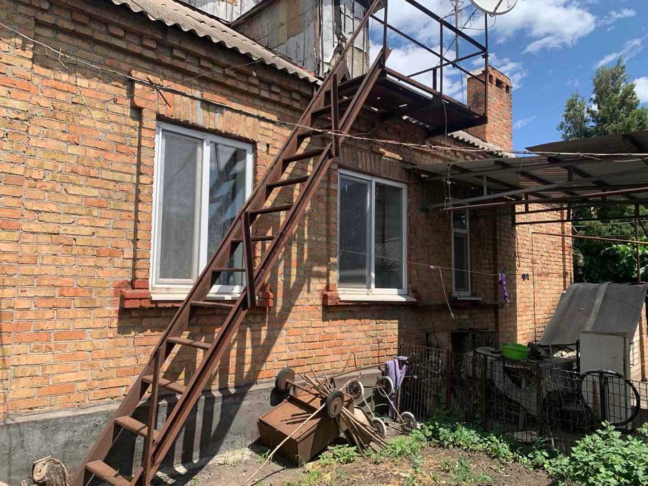 Нова ціна 33000 у.о.Продаж будинку вул. Голубина , р-н Карачуни