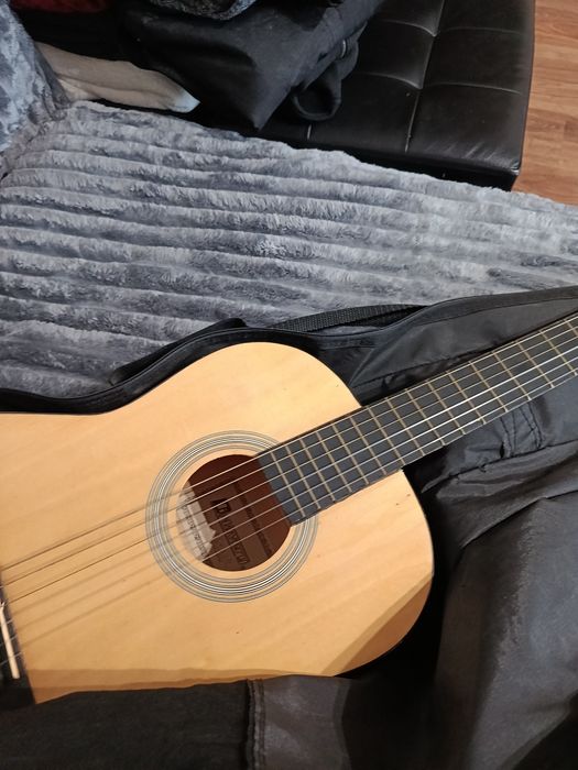 Gitara  klasyczna AC300