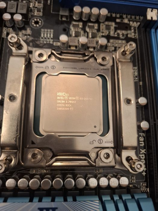 Płyta główna ASUS P9X79 z CPU