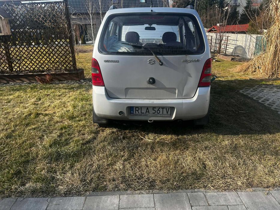 Auto Suzuki Wagon R+