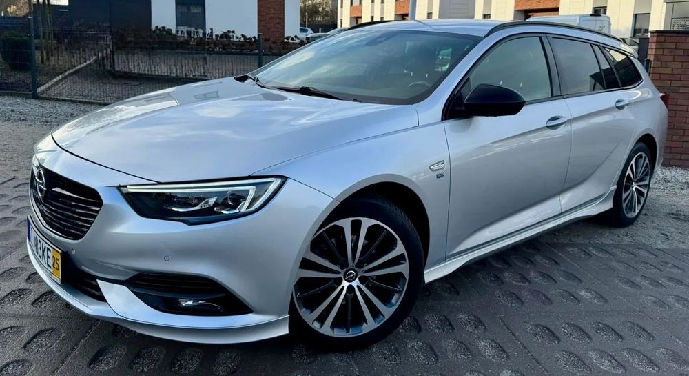 Opel Insignia OPC! ILUX! Skóra! Klimatronic! Tempomat! Alu! Kamera! Navi! Bli! Masaż