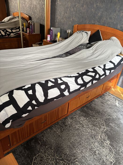 Cama de solteiro do Hiper Centro do Móvel Com Colchão