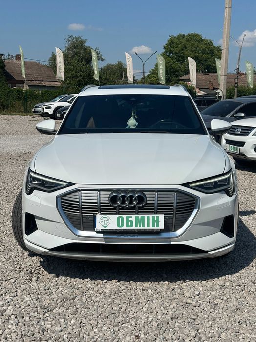 Продам Audi e-tron Prestige 2019 рік можлива розстрочка,кредит,обмін!