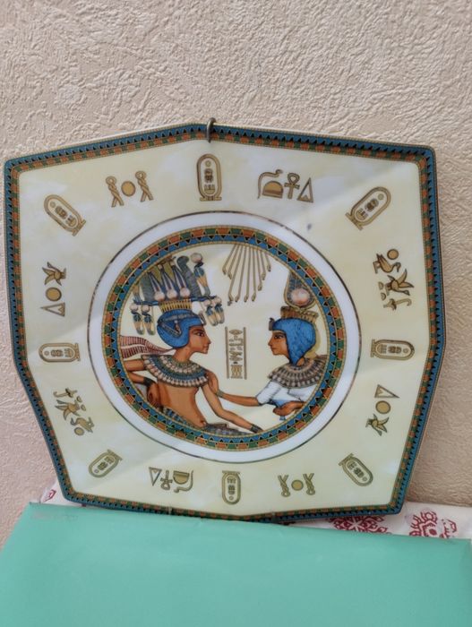 Тарелка настенная декоративная