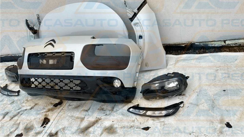 Citroen C4 CACTUS PEARL  Frente Completa 2 0 1 4 - 2 0 2 1