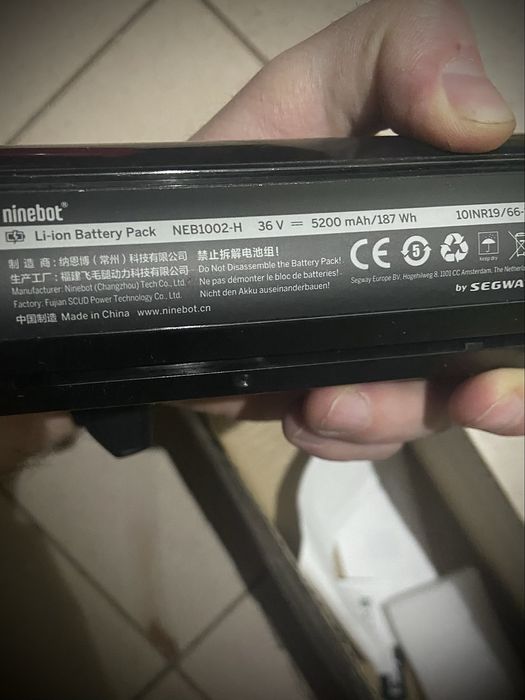 Оригінальний Акумулятор ninebot es2
