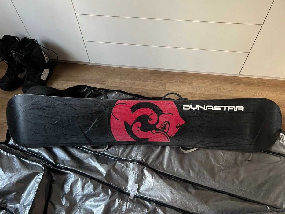 Сноуборд dynastar