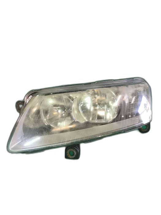 Ótica / Farol Esquerdo AUDI A6 C6 4F0941029AK (OEM)