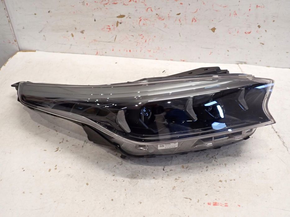 Lampa przód przednia prawa kia x-ceed lift 2022- full led 92102-j7850