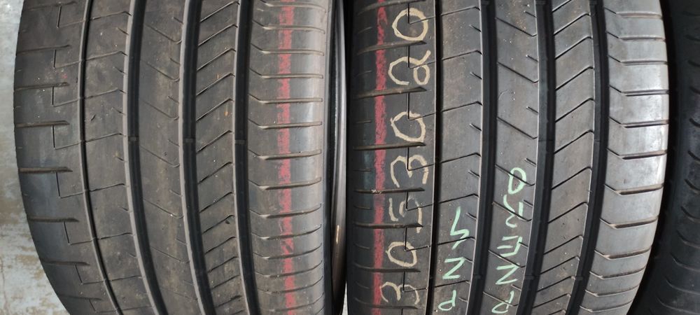 Pneus 305/30/20 Pirelli semi novos