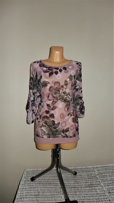 Bluzeczka w kwiaty 48/50