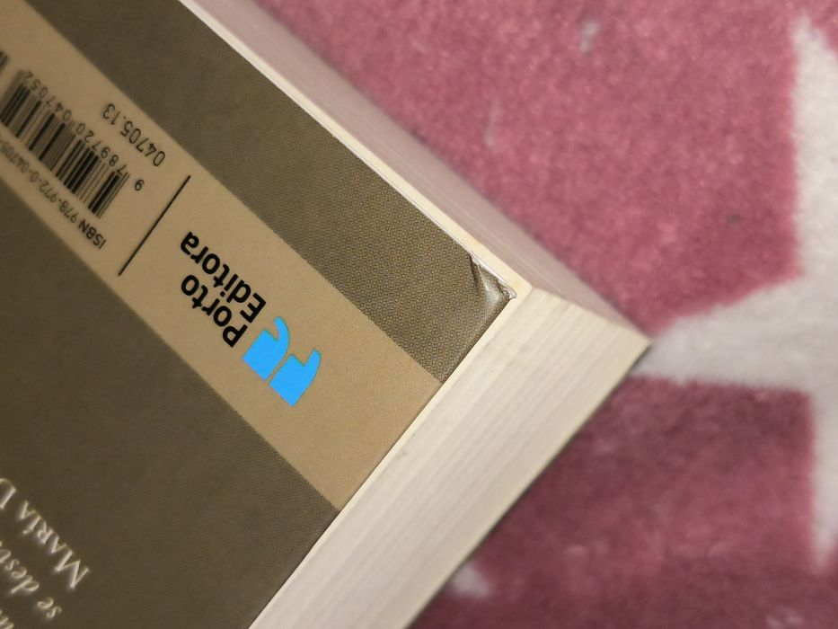 Livro "Recomeçar" de María Dueñas