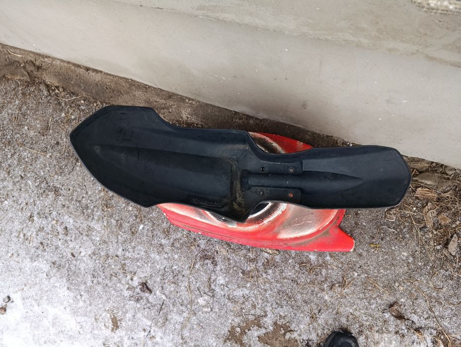 Błotnik przód Aprilia SX 125 nadkole przednie przedniego koła cross A4