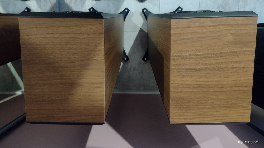 Kolummny podłogowe STX Electrino 150