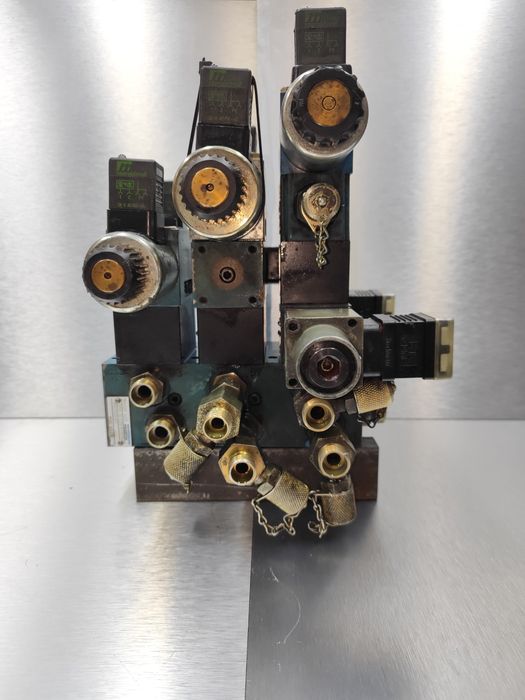 Wyspa zaworowa hydrauliczna