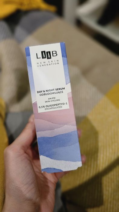 Serum odbudowujące oligopeptyd LAAB