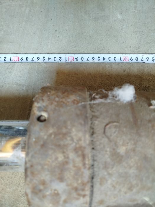 Siłownik hydrauliczny dwustronnego działania