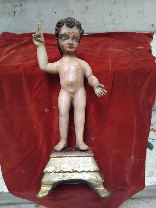 Menino jesus  antigo em madeira