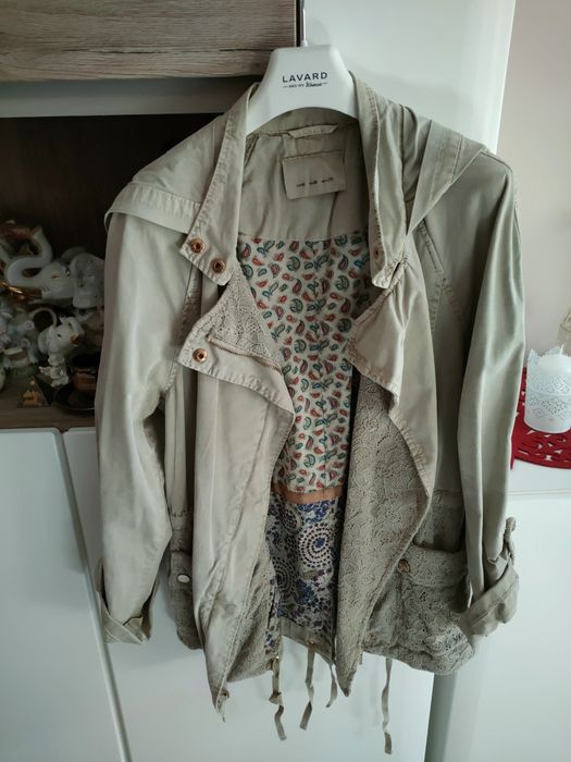 Wiosenna parka damska z koronką kapturem 38 khaki