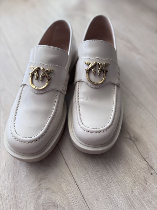 Лофери бренду pinko