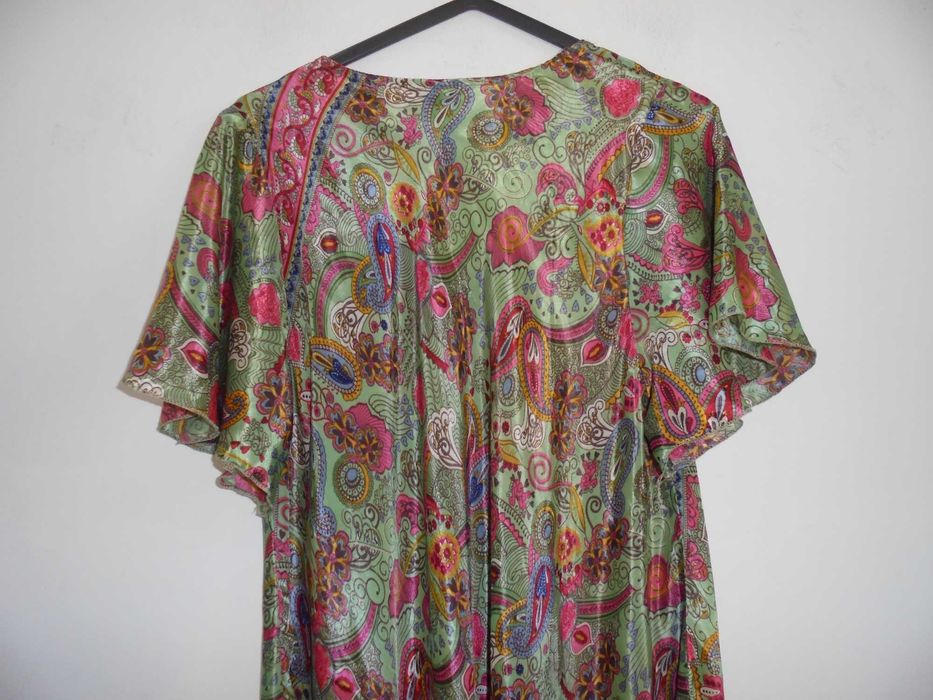 vestido mulher muito comprido