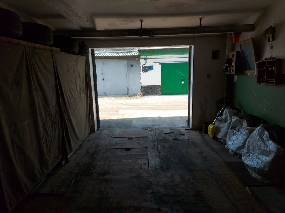 Гараж капитальный Южный мкр кооператив Чайка