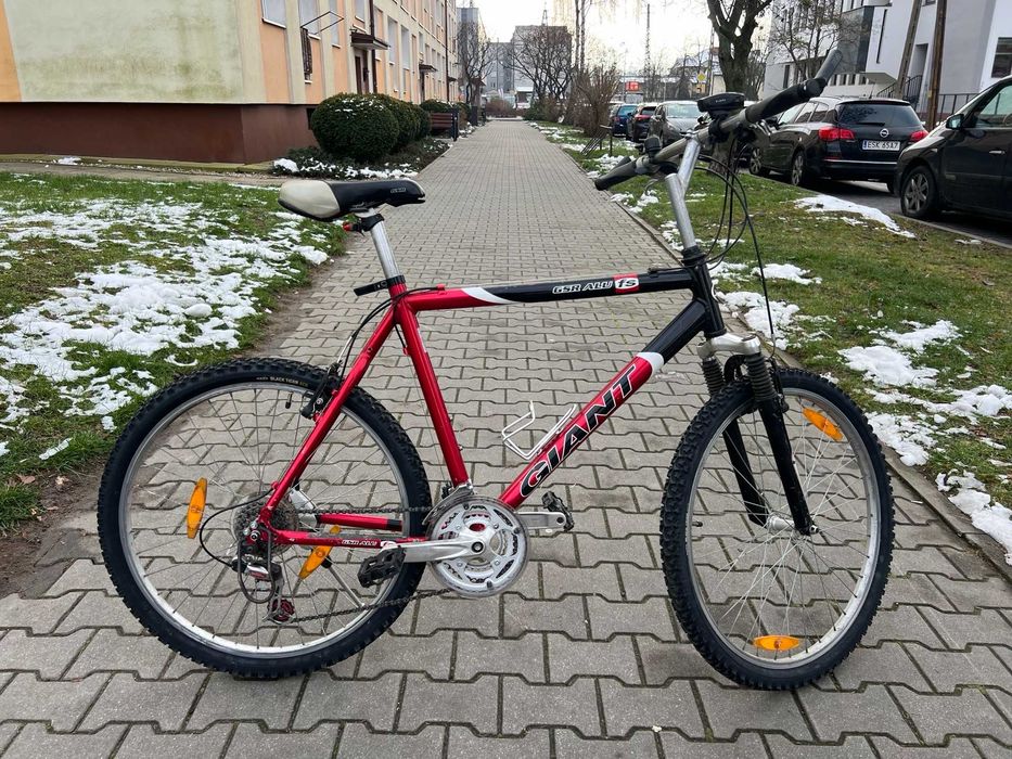 Rower górski GIANT MTB 26" / L / Alu Shimano 21s nowe opony CST