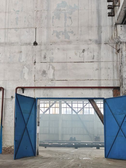 Продаж приміщення 16000 м²