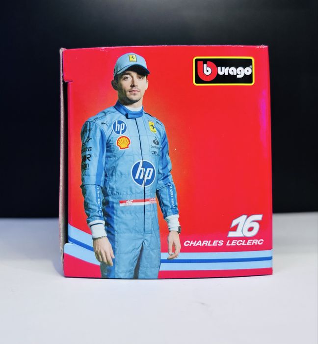 Miniatura F1 1:43 Ferrari SF-24 2 modelos diferentes+RedBull RB19