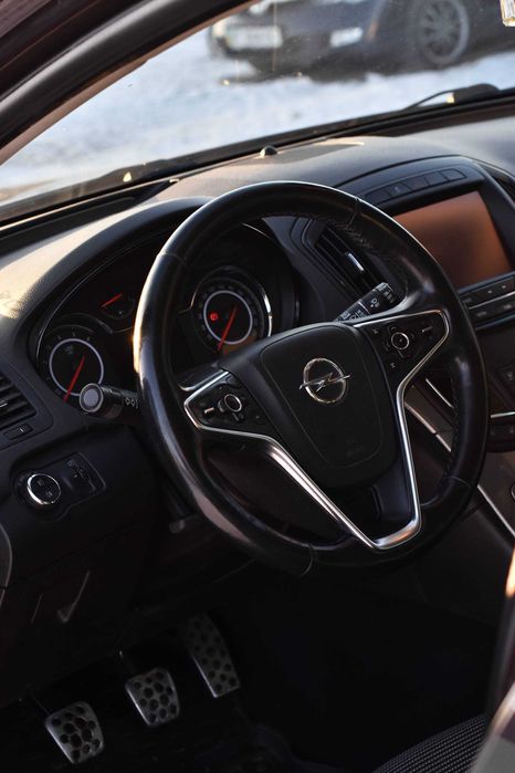 Opel Insignia 2014р. 2.0 дизель обмін (Перший внесок від 20%)