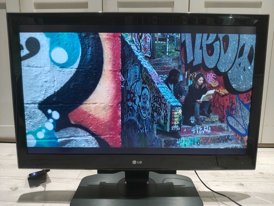 TV LG 37'' LED Full HD 37LE5300