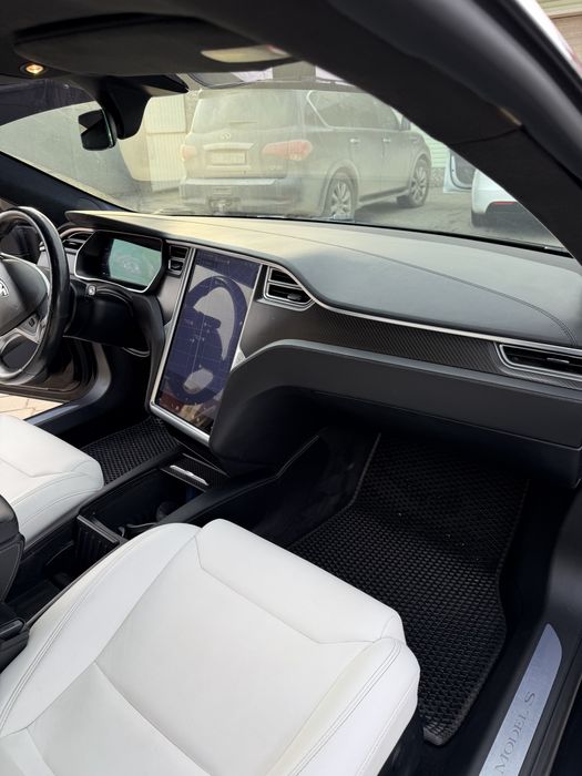 Арнда Tesla Model S 100D 500 км запас хода