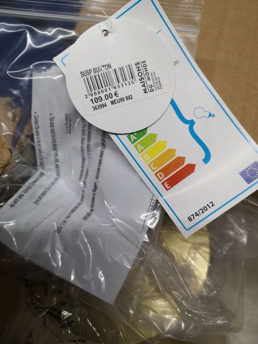 Candeeiro novo de vidro e metal dourado