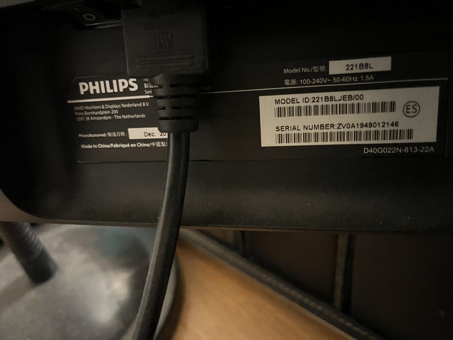 Vendo Monitor Phillips 22” - Full HD 221B8L