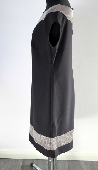 Śliczna sukienka wieczorowa, mała czarna, rozmiar 46