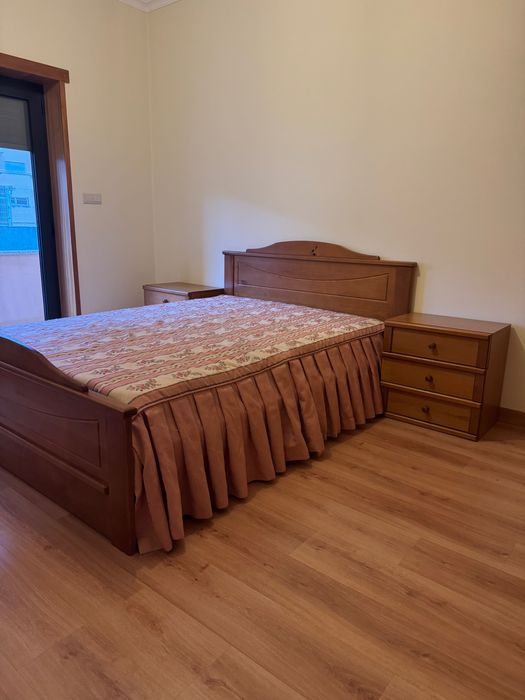 Vendesse quarto em bom estado