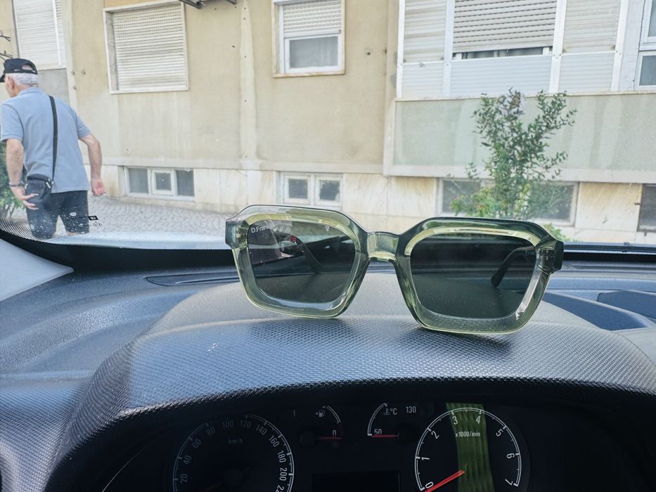 D.Franklin oculos de sol