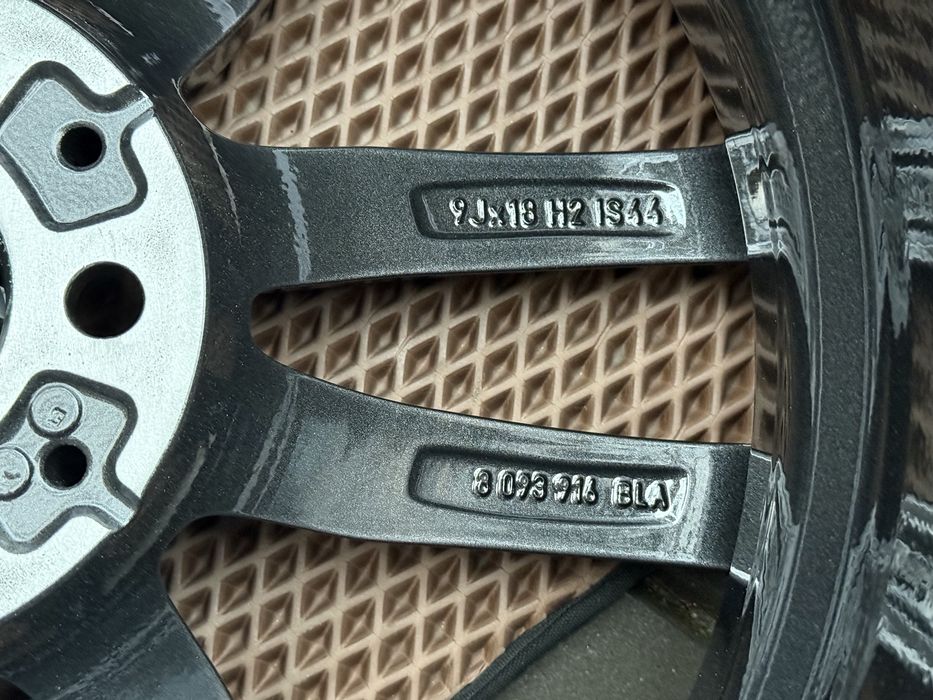 Нові різноширокі диски BMW оригінал 662M Style 5х112 на G30 G31 G32G11