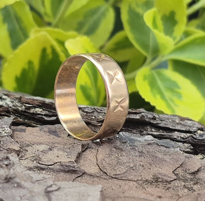 Piękna obrączka WARMET ze złota 585