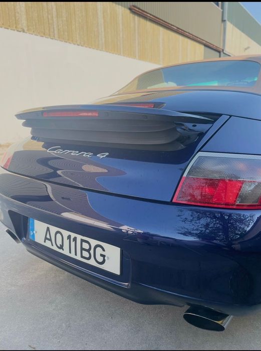 Porsche 911 (996) Carrera 4 Cabrio 3.4 — 300 cv — 2001