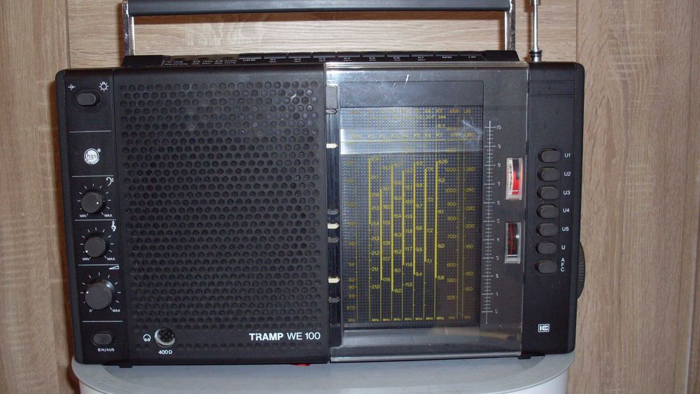 Radioodbiornik UNITRA tramp we 100