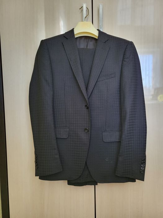 Продам чоловічий костюм, смокінг