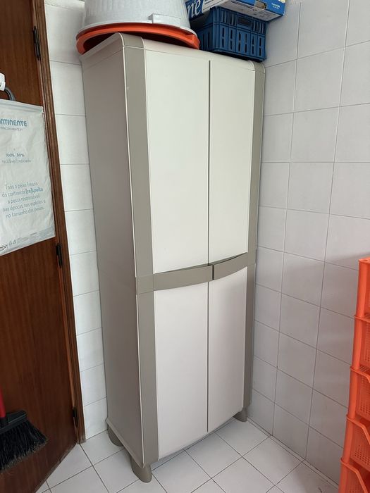 Armário PVC duas portas