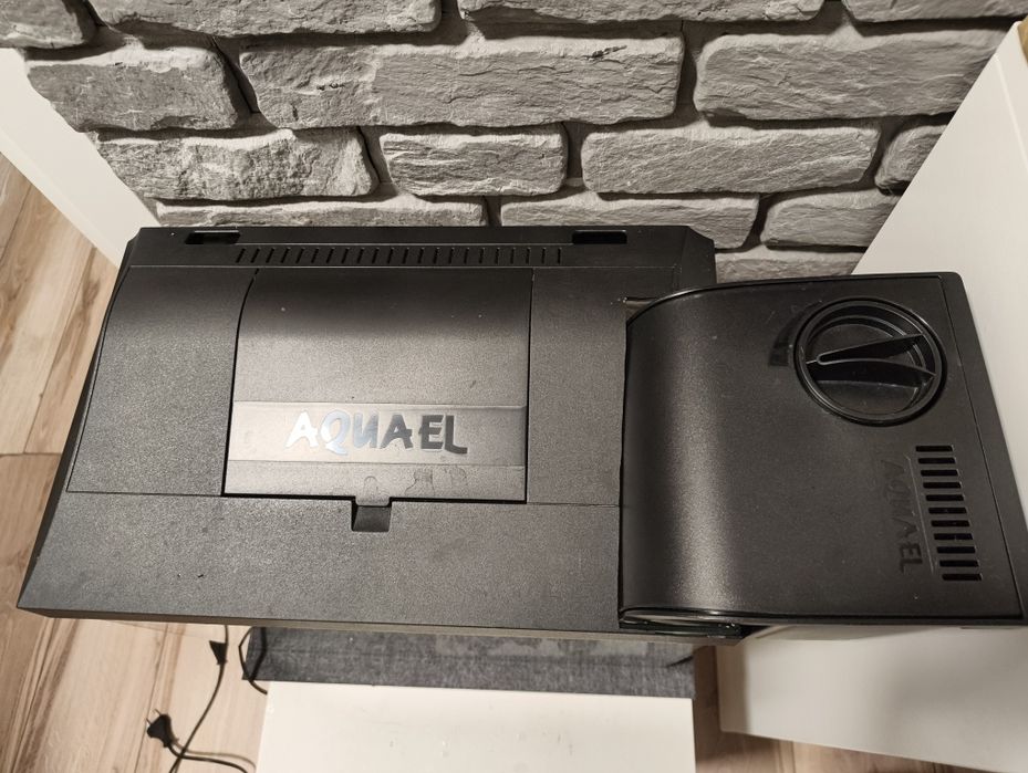 Akwarium 35L z oświetleniem Aquael Fzn pro 700