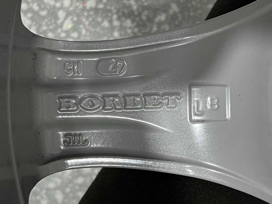 Диски Borbet 5/105 R16 6,5J ET39 dia 56,5mm