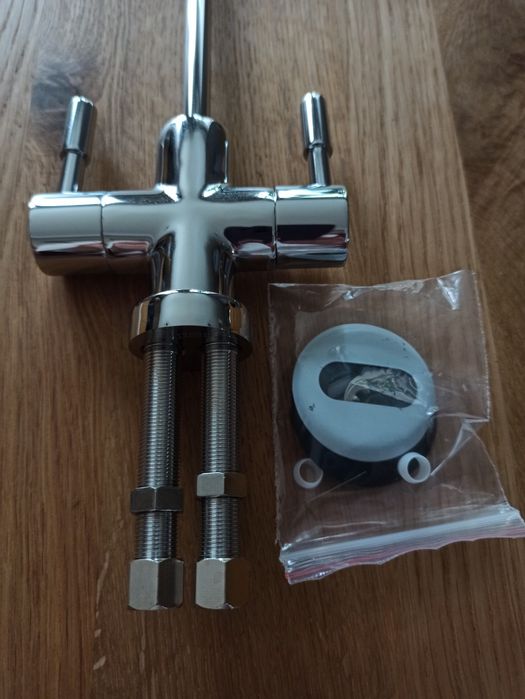 Kranik podwójny, prosty, chromowany do filtra wody, odwrócona osmoza.