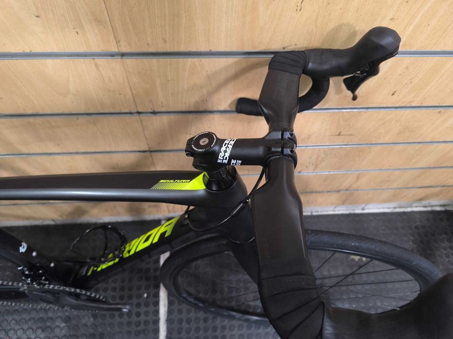 Bicicleta Merida scultura carbono disc