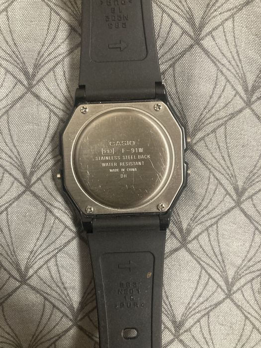 Продам часы casio
