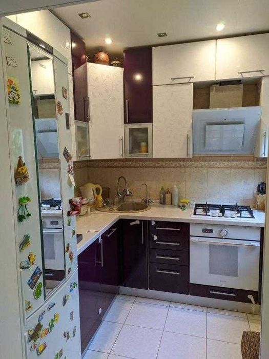 3 кімн. с кап. ремонтом. Метро 5 хвилин. 36500 дол