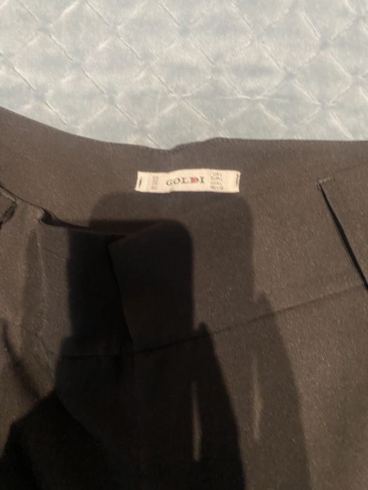 Брюки чорного кольору